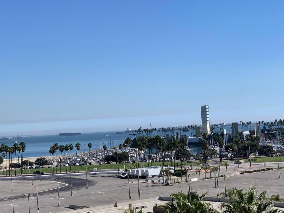 A Corner Unit With Ocean Views From Every Room Long Beach Extérieur photo
