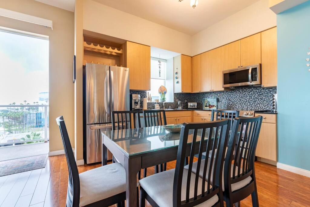 A Corner Unit With Ocean Views From Every Room Long Beach Extérieur photo