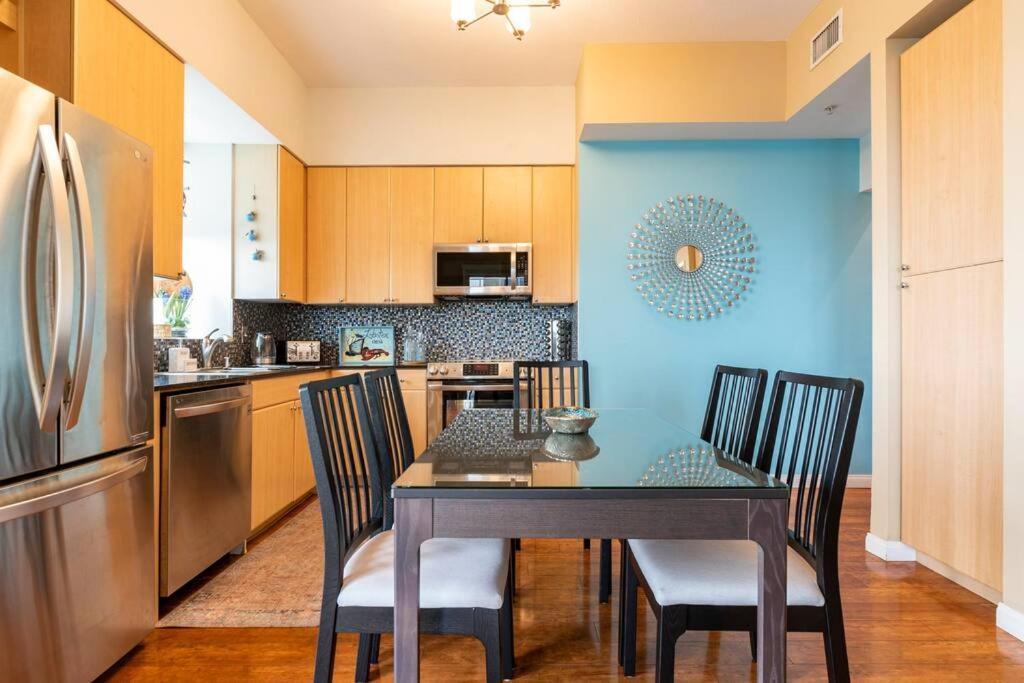 A Corner Unit With Ocean Views From Every Room Long Beach Extérieur photo