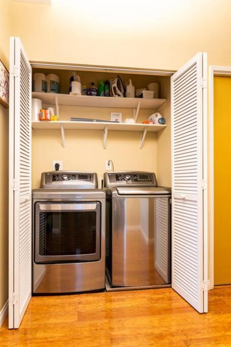 A Corner Unit With Ocean Views From Every Room Long Beach Extérieur photo